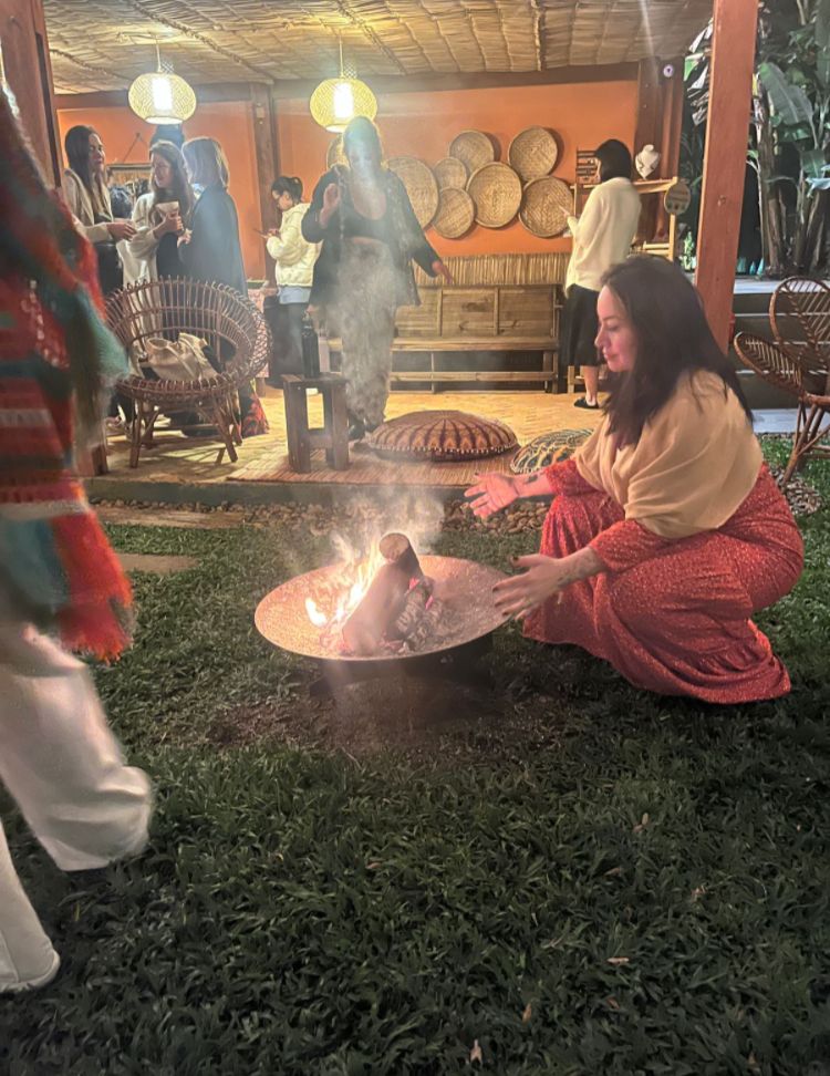 Daniela Verônica - Espaço Sagrado e Comunidade